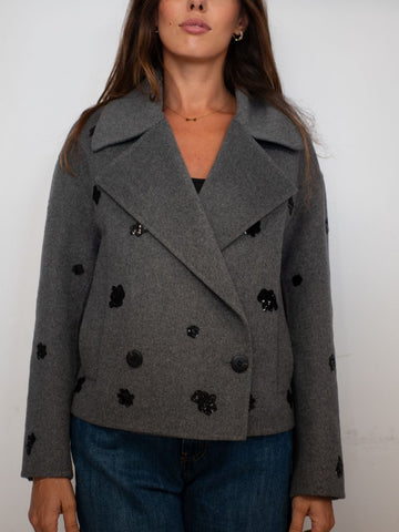 Cappotto Corto Grigio e Marrone con Applicazioni