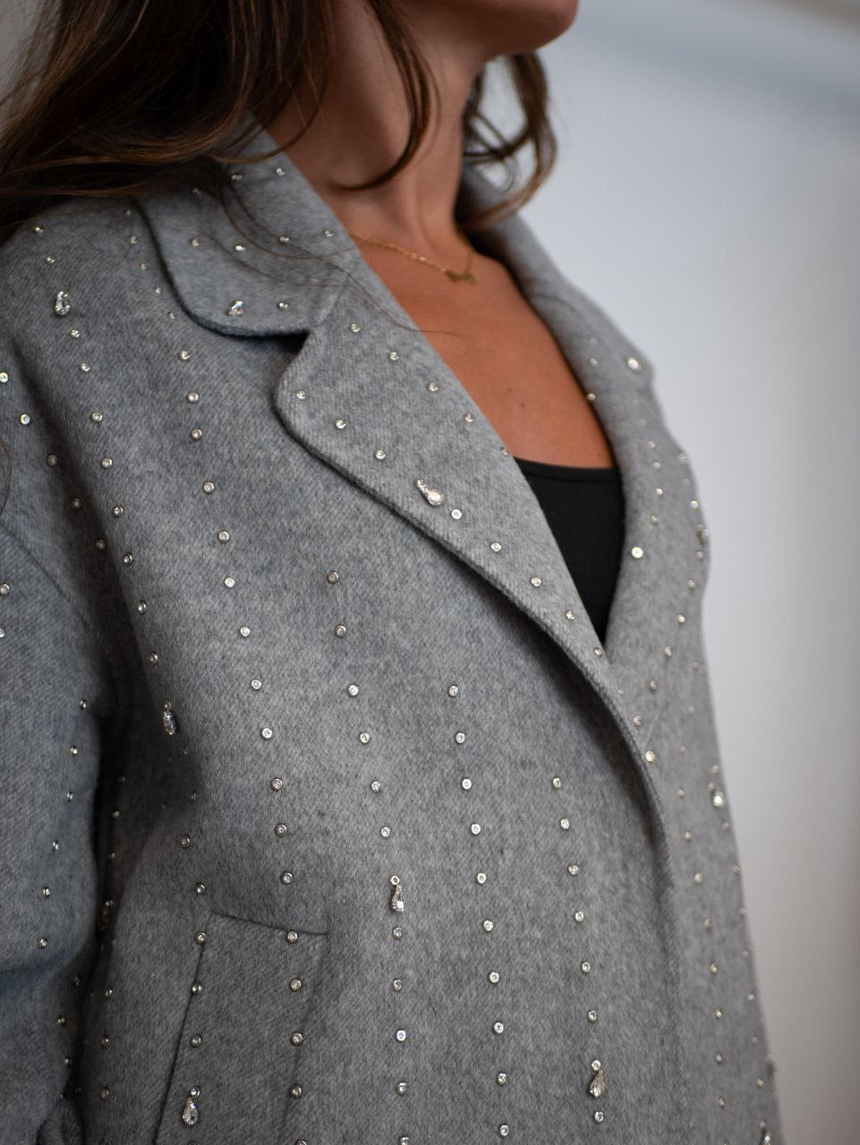 Cappotto Vicolo Grigio con Dettagli Strass