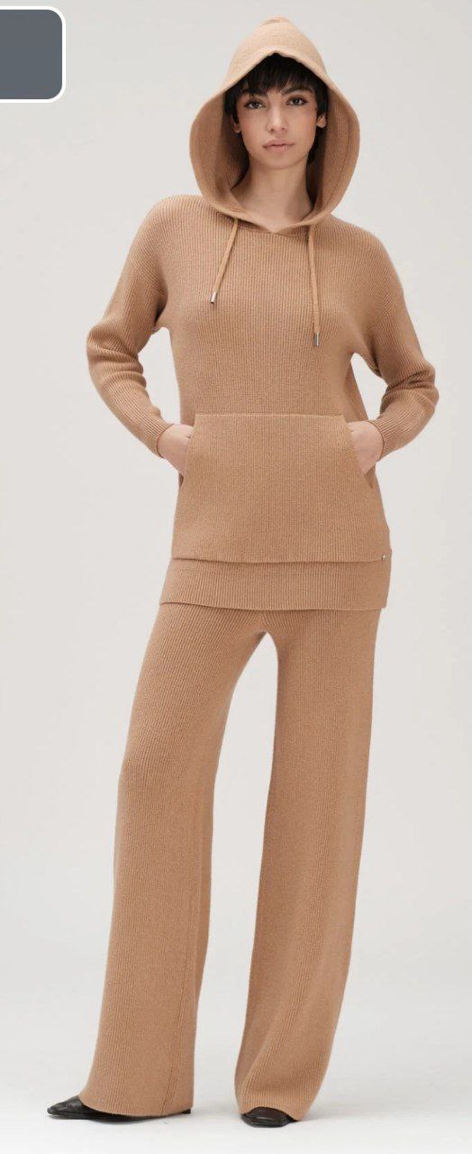 Completo Maglia a Costine Whitewise con Cappuccio