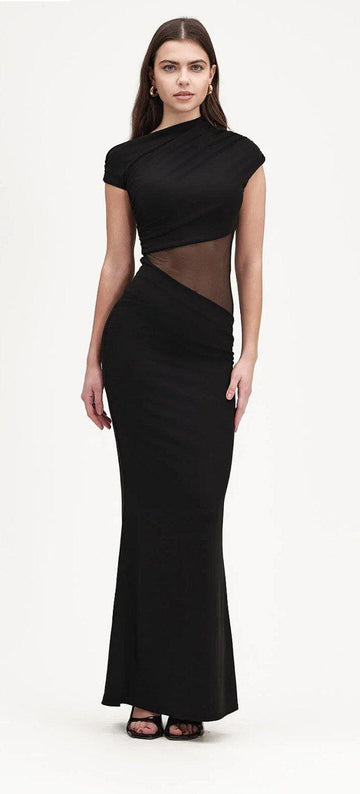 Abito Nero Whitewise con Dettagli in Rete