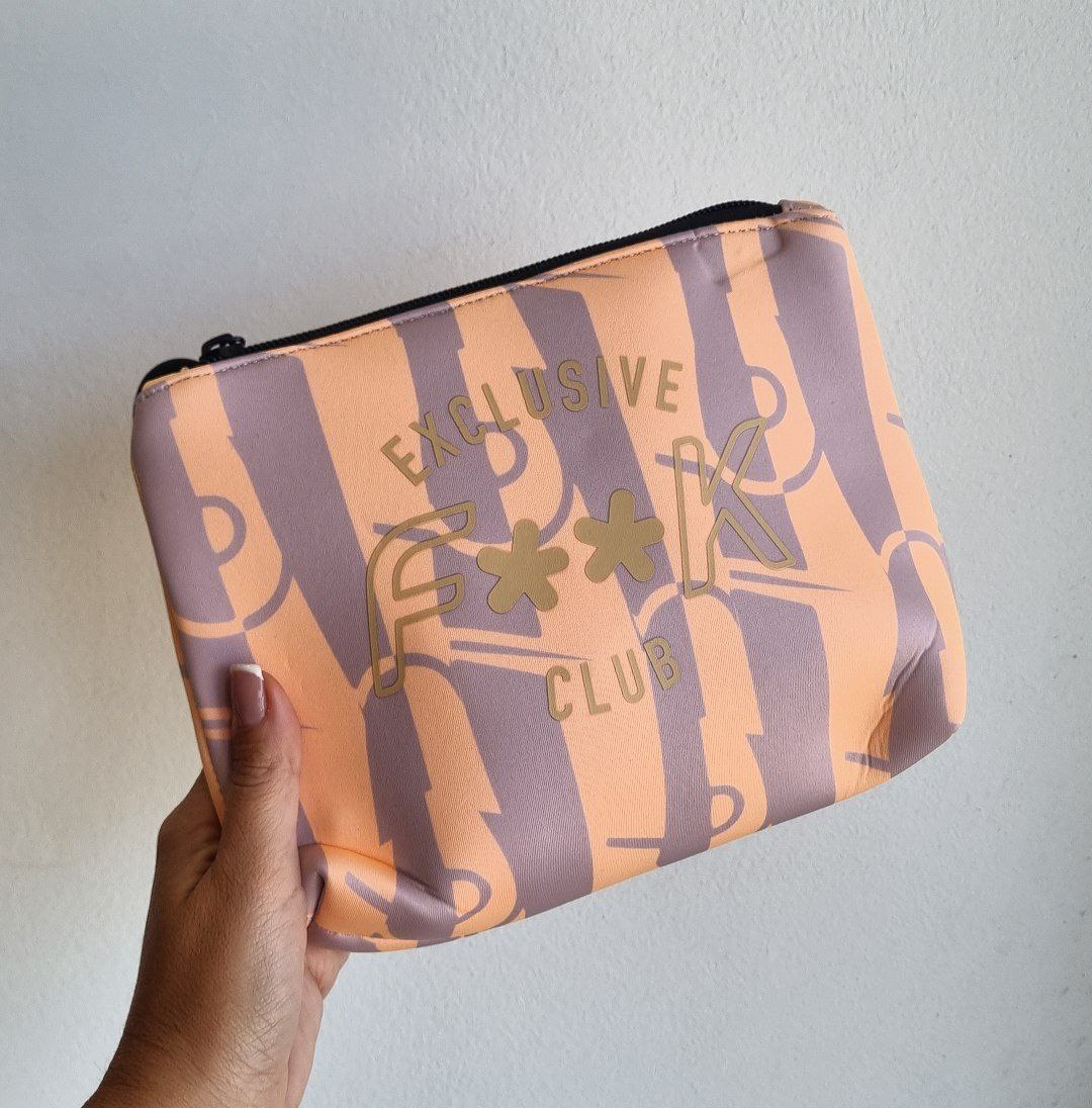 Pochette Neoprene con Stampa F**K