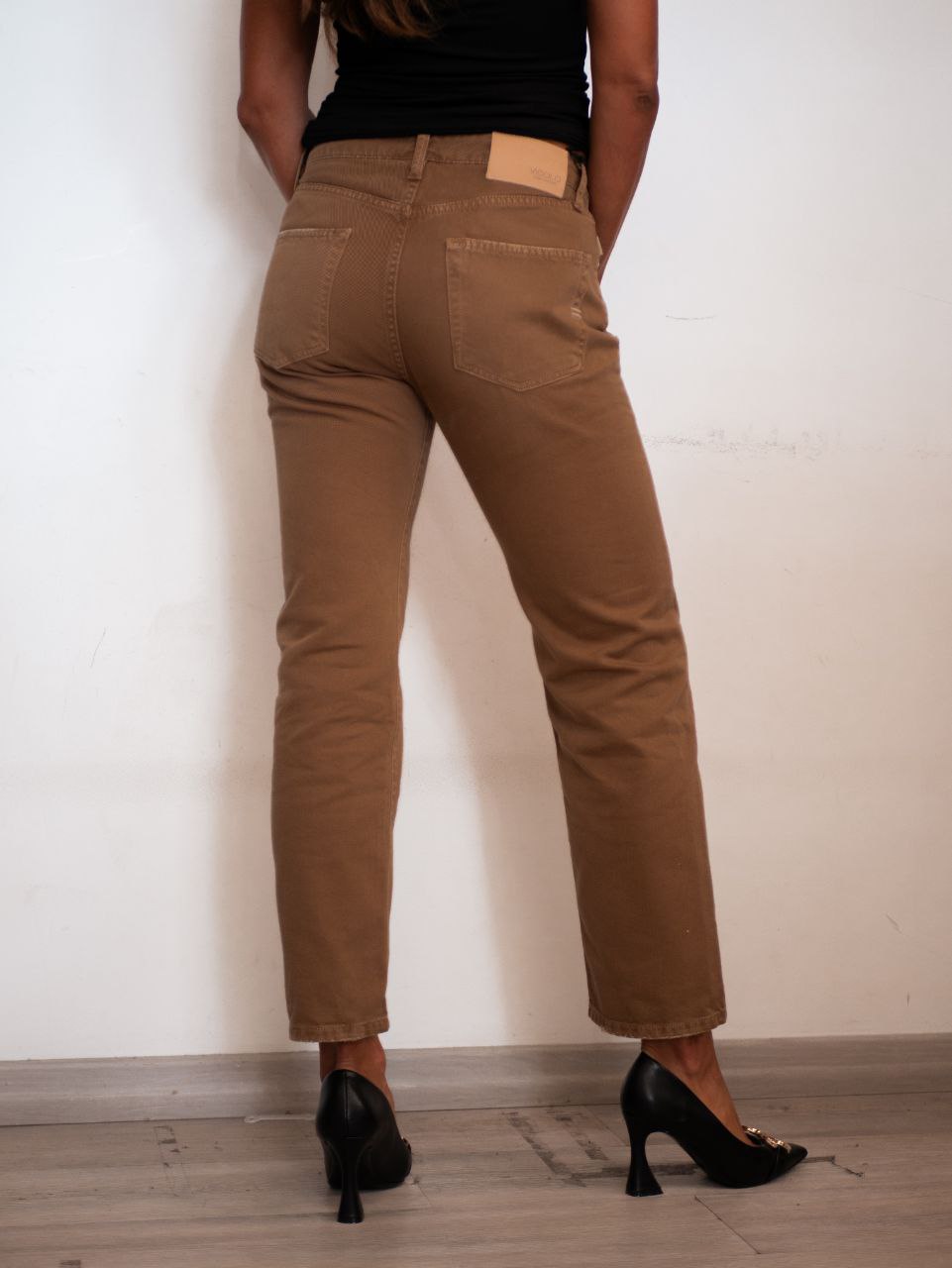 Jeans Vicolo Beige con Bottoni Frontali